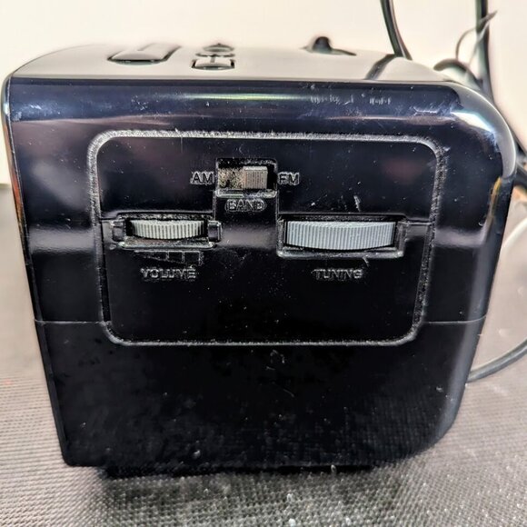 Vintage Sony Dream Machine ICF-C121 Alarm Clock Radio Black - WORKING! - Picture 3 of 6